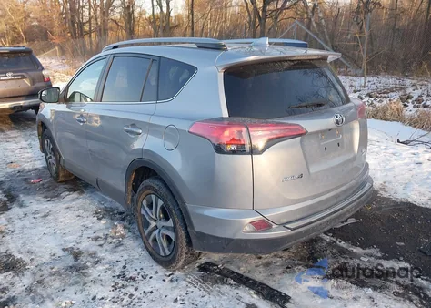 2017 Toyota Rav4 Le z USA, uszkodzony, nr VIN 2T3BFREV0HW584973
